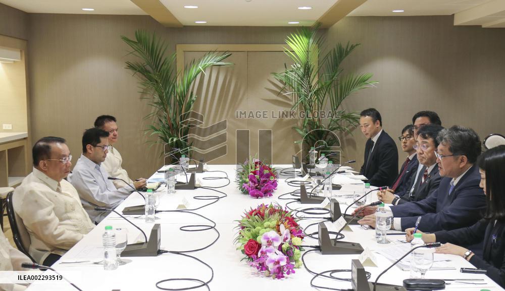 LDP policy chief Hagiuda in Manila