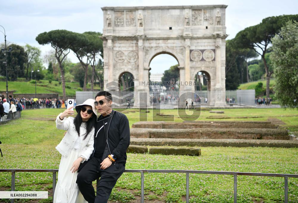 ITALY-ROME-CHINESE TOURISTS