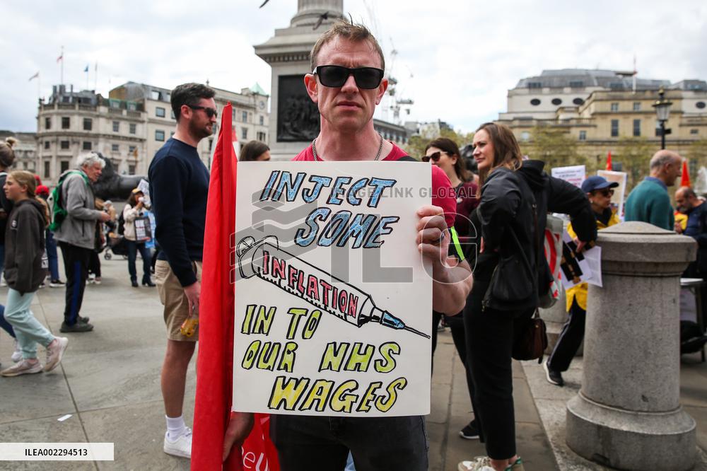 BRITAIN-LONDON-HEALTH WORKERS-DEMONSTRATION