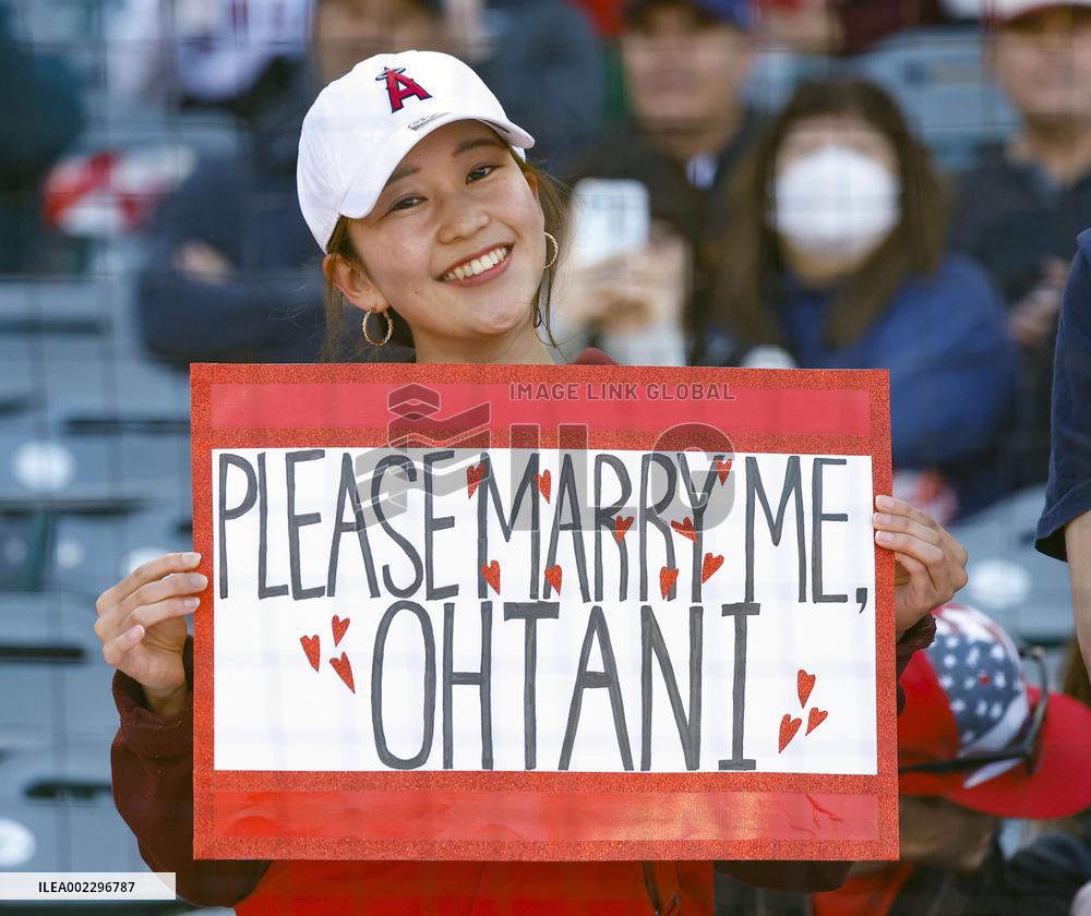 Baseball: Rangers vs. Angels