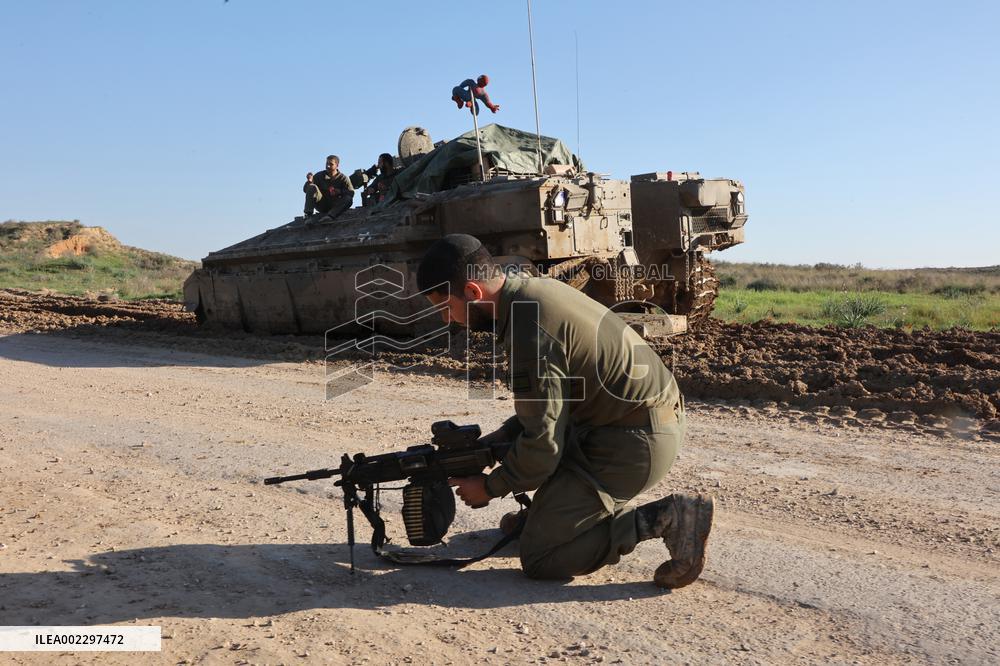 ISRAEL-SDEROT-GAZA-BORDER-ARMY