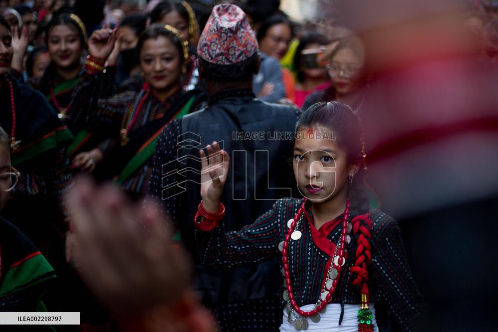 NEPAL-LALITPUR-RATO MACHINDRANATH FESTIVAL-CHARIOT PROCESSION