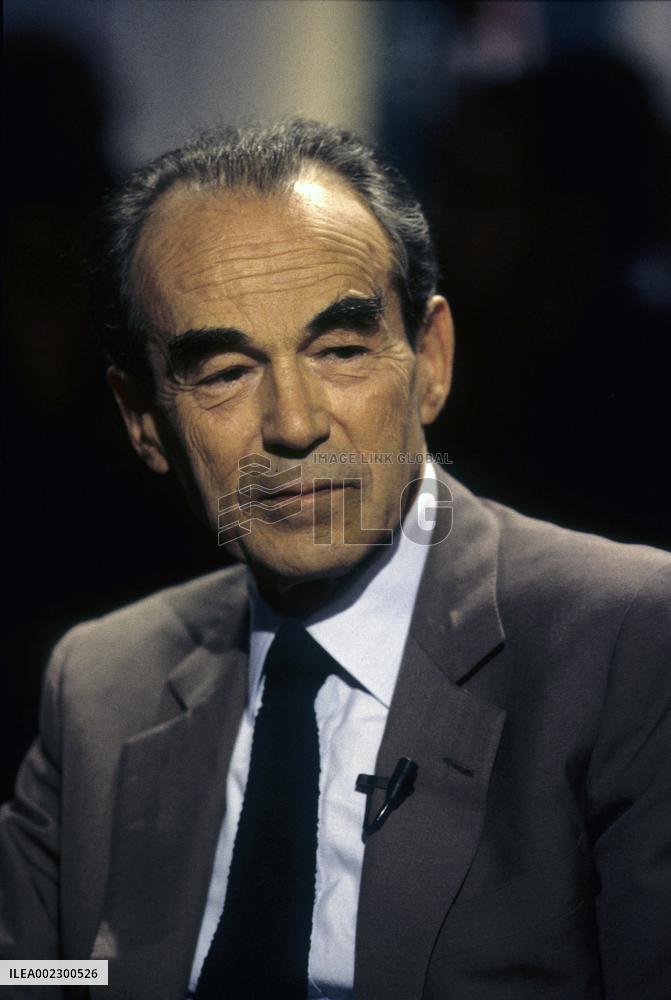Robert Badinter Dies Aged 95