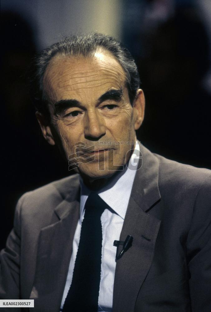 Robert Badinter Dies Aged 95