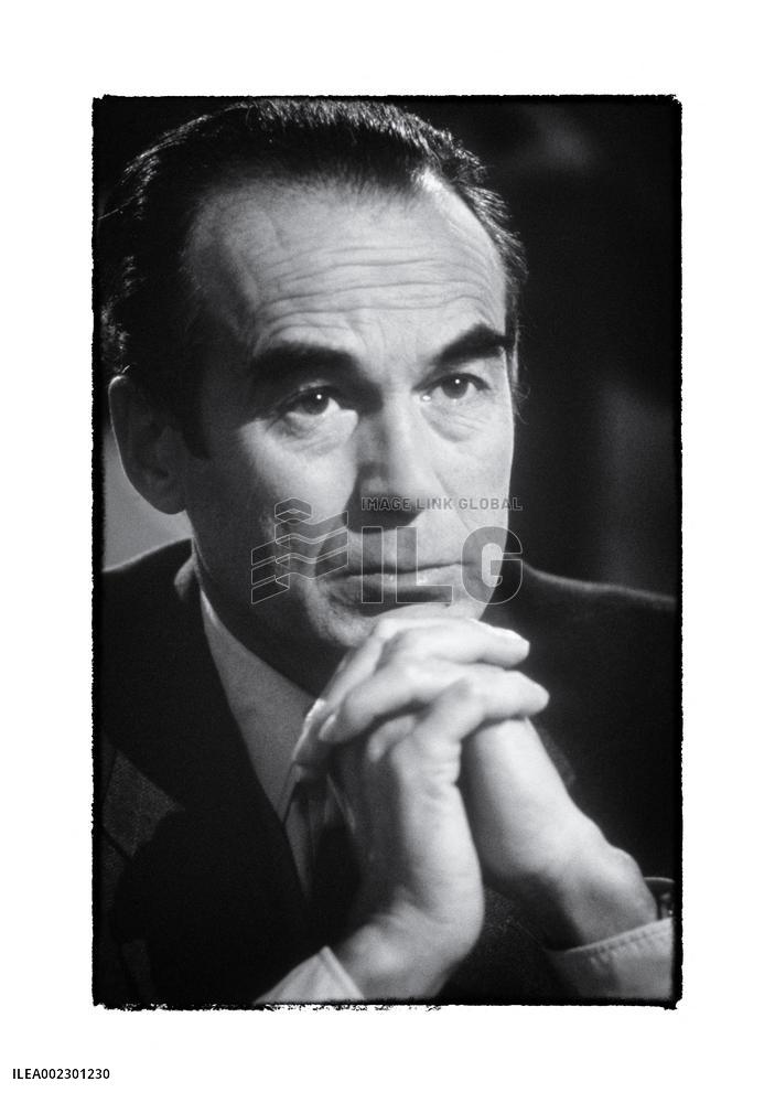 Robert Badinter Dies Aged 95