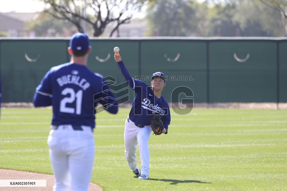 Baseball: MLB spring training