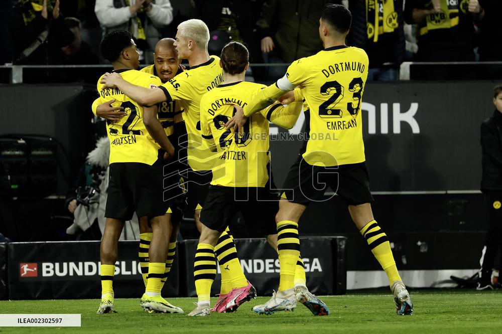 (SP)GERMANY-DORTMUND-FOOTBALL-BUNDESLIGA-DORTMUND VS FREIBURG