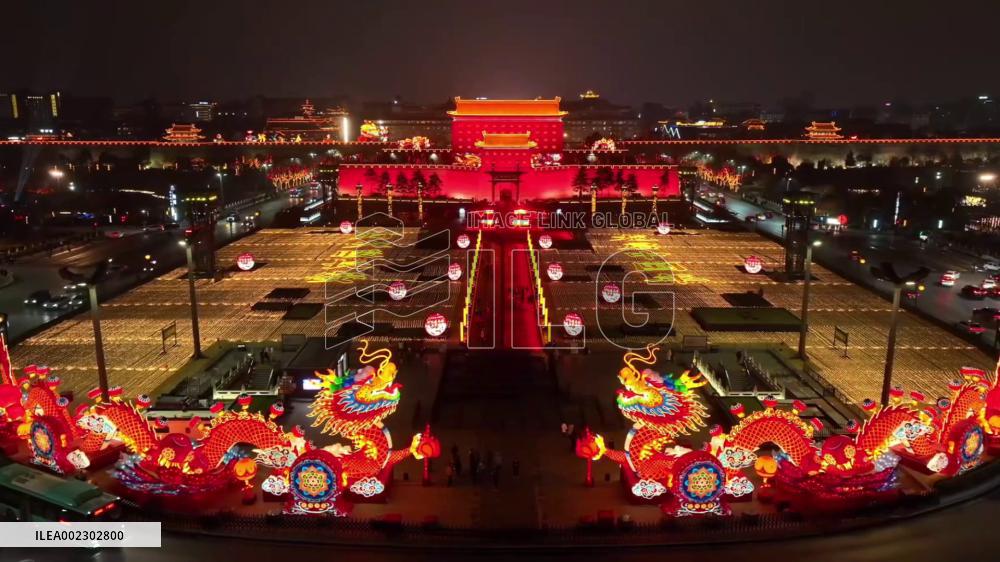 Chinese embrace Lunar New Year with aspiration, vitality