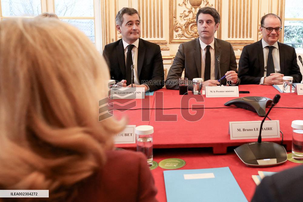 Gabriel Attal receives members of the government in Matignon