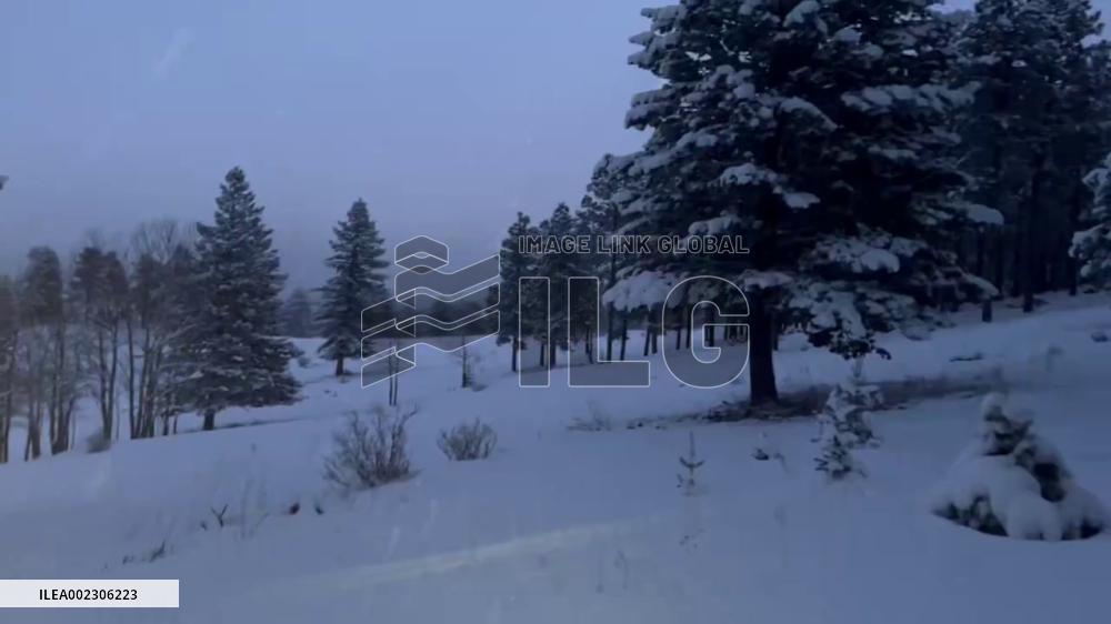 US: Winter Storm Continues To Bring Heavy Snow To Colorado