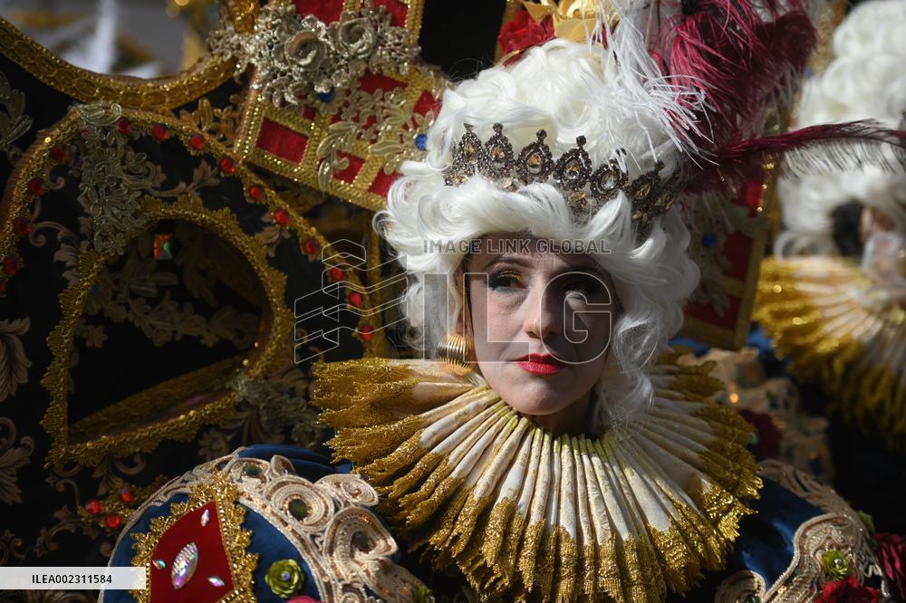 MALTA-VALLETTA-CARNIVAL