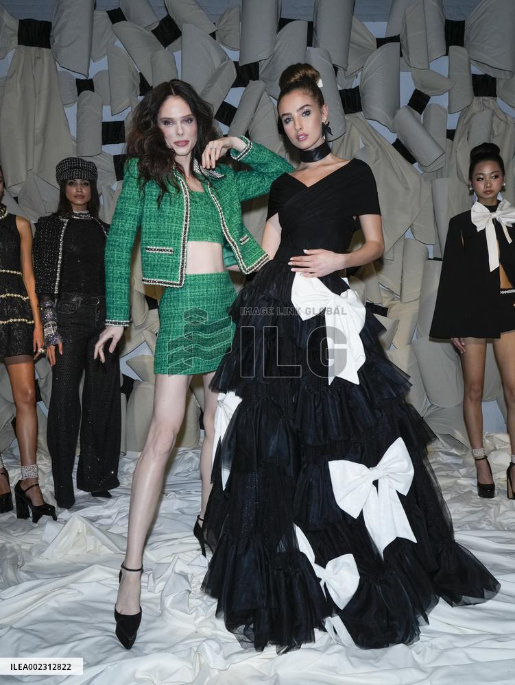 NYFW - Coco Rocha At Alice + Olivia Show