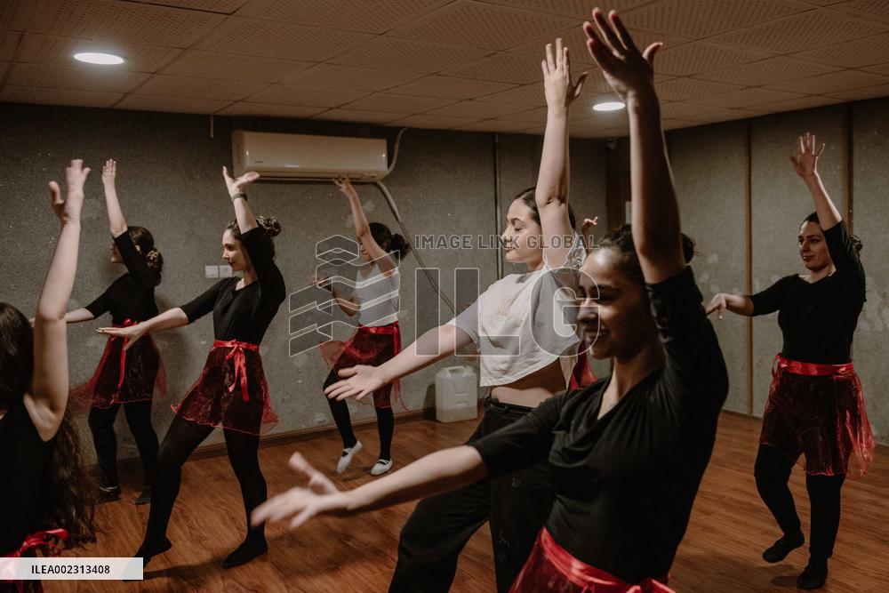 Dance In Tehran