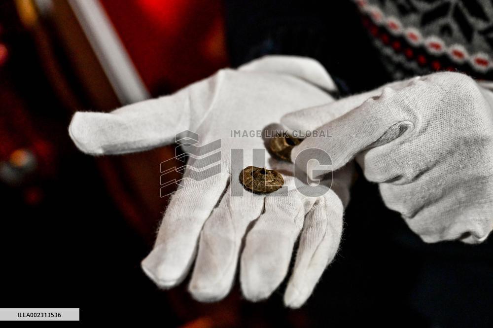 New archaeological finds after Kakhovka HPP explosion presented in Zaporizhzhia