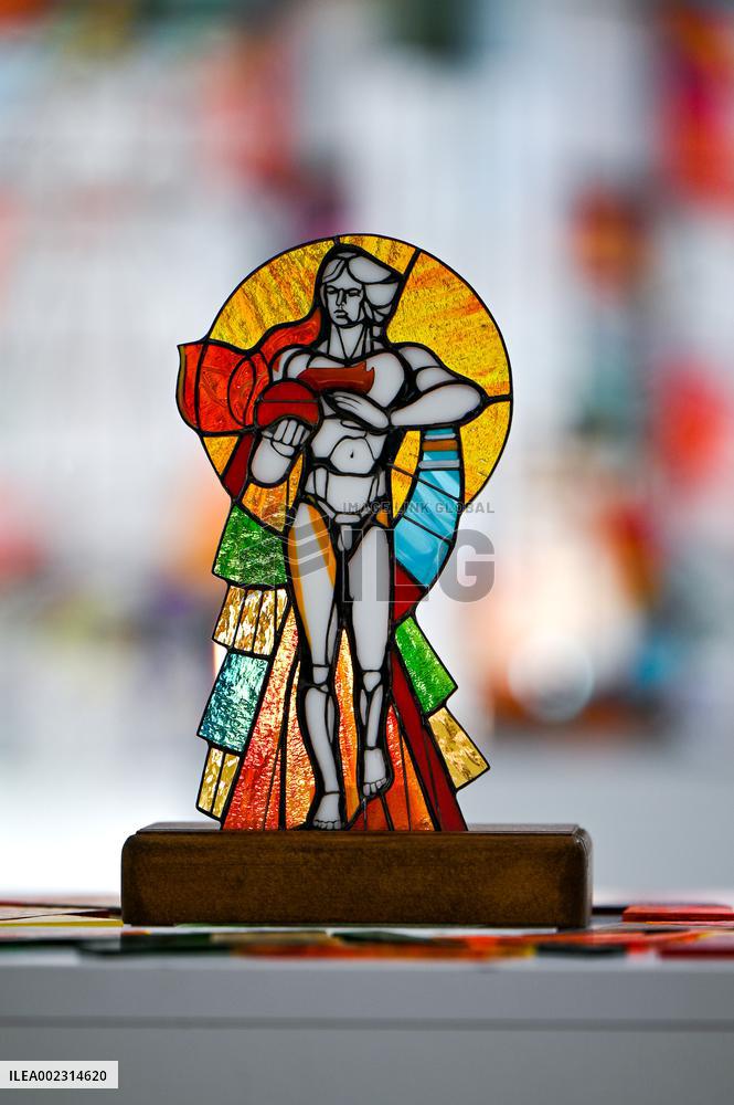 Photo exhibition of Mariupol stained glass windows in Lviv