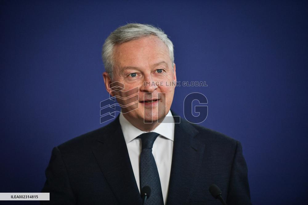 Handover Ceremony At Ministry Of The Economy And Finance - Paris