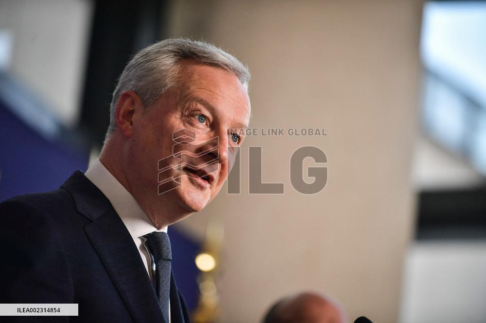 Handover Ceremony At Ministry Of The Economy And Finance - Paris
