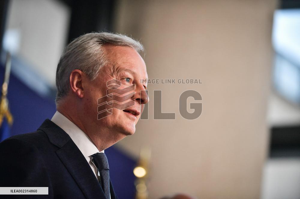 Handover Ceremony At Ministry Of The Economy And Finance - Paris