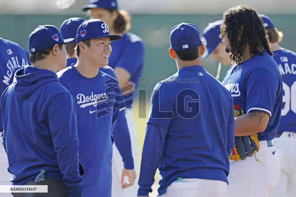 Baseball: MLB spring training