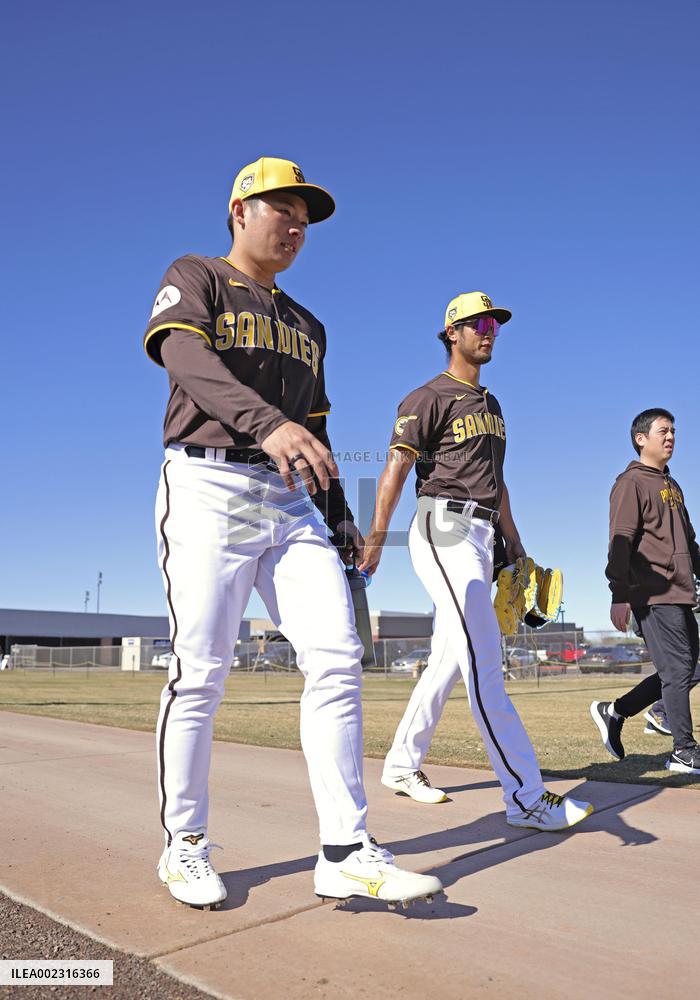 Baseball: MLB spring training