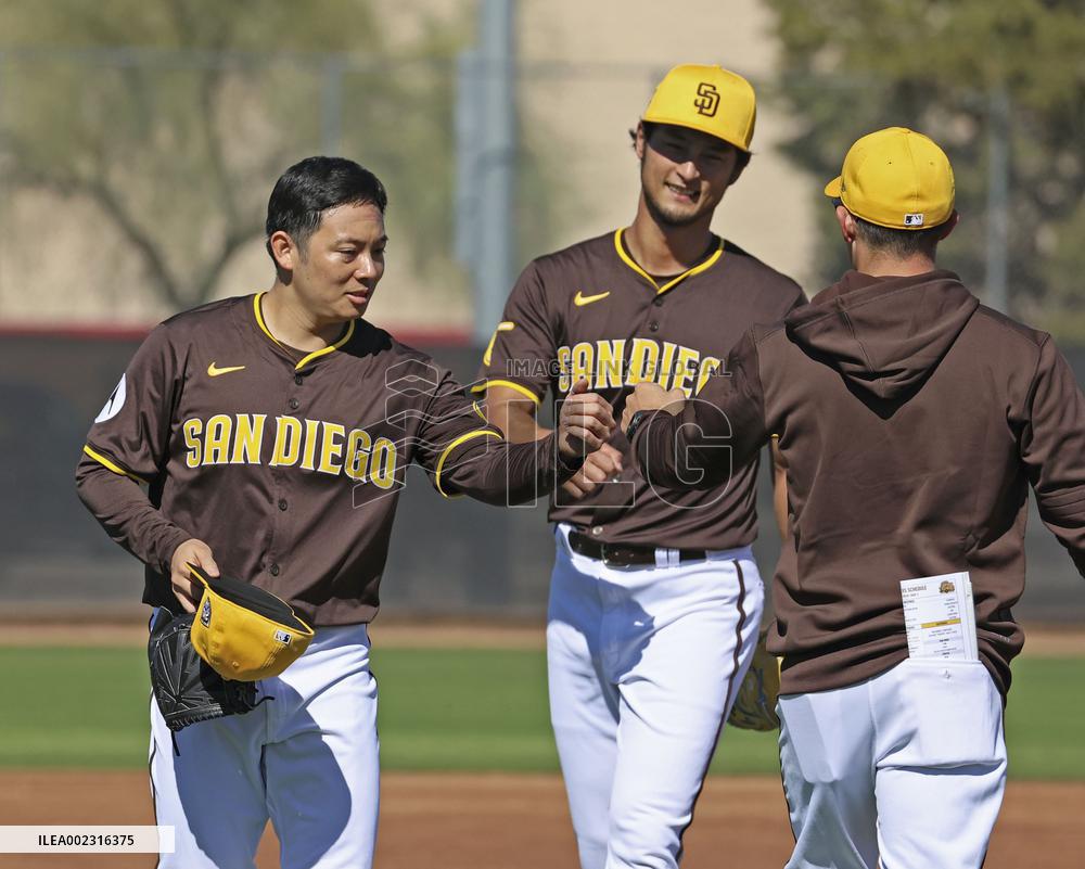 Baseball: MLB spring training