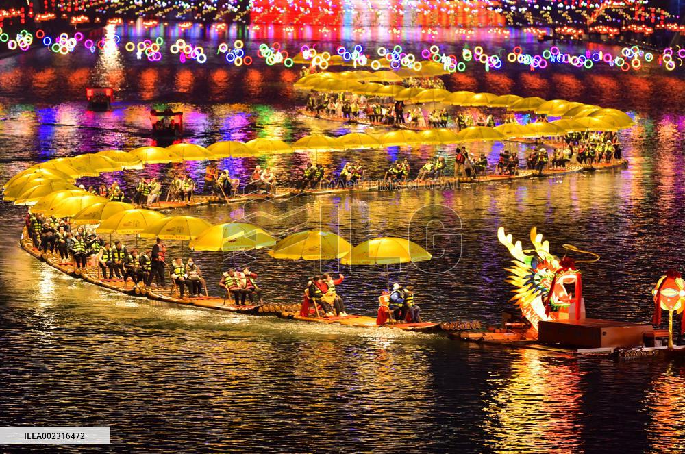 XINHUA PHOTOS OF THE DAY