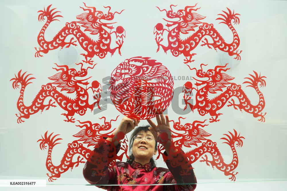 XINHUA PHOTOS OF THE DAY