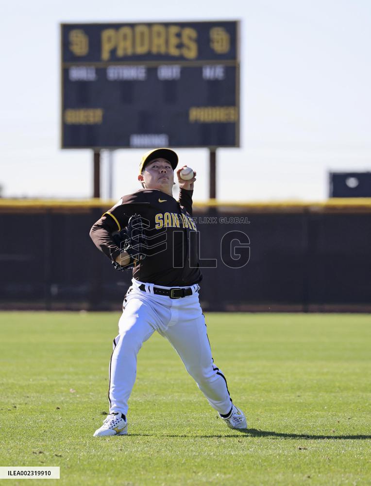 Baseball: MLB spring training