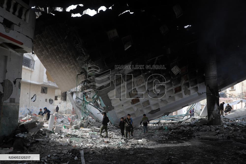 XINHUA PHOTOS OF THE DAY