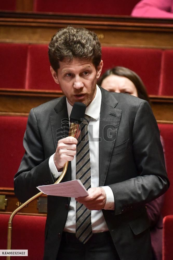 Questions To The Government - Paris