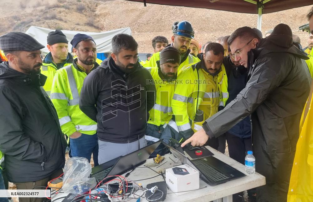 TÜRKIYE-ERZINCAN-GOLD MINE-LANDSLIDE-RESCUE