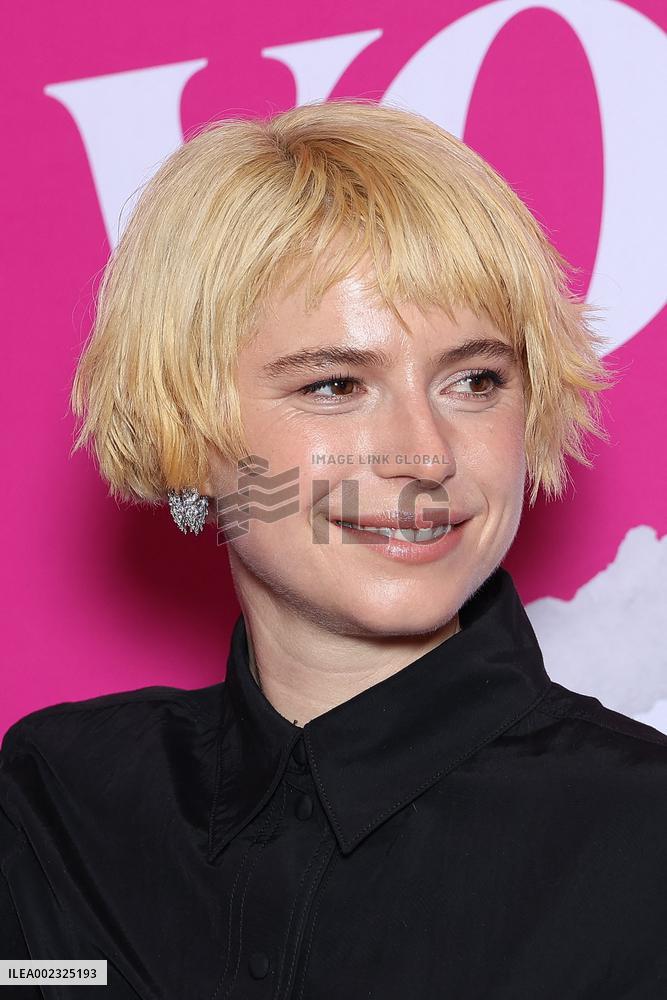 Wicked Little Letters - Scandaleusement Votre Paris Film Premiere At Drugstore Publicis Cinema