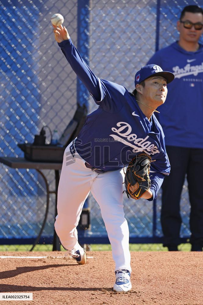 Baseball: MLB spring training