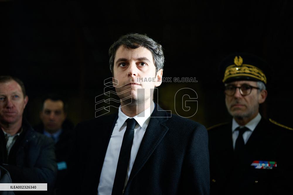 PM Attal Visits A Cattle Farm - Janvilliers