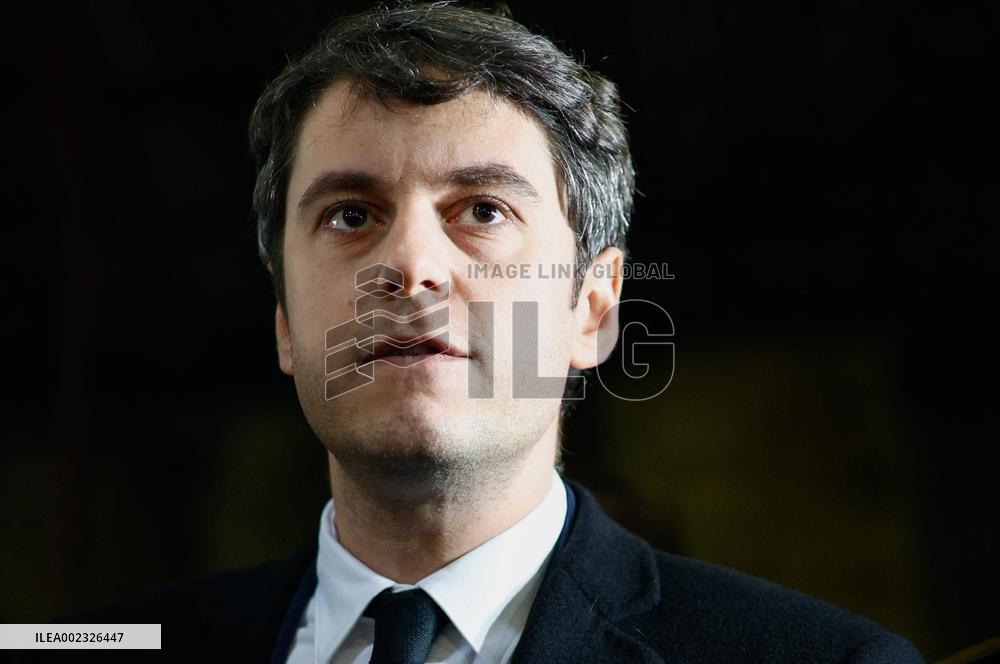 PM Attal Visits A Cattle Farm - Janvilliers