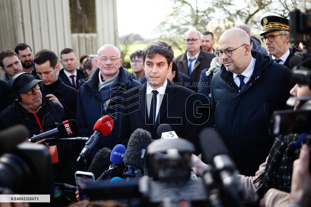 PM Attal Visits A Cattle Farm - Janvilliers