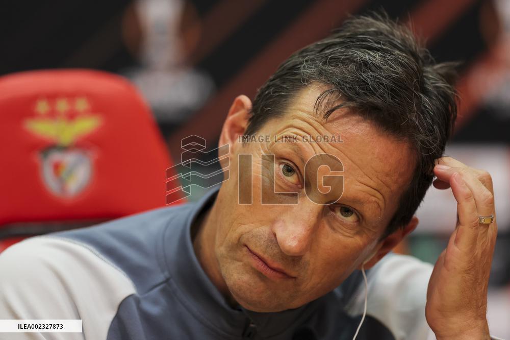 Europa League: Benfica training