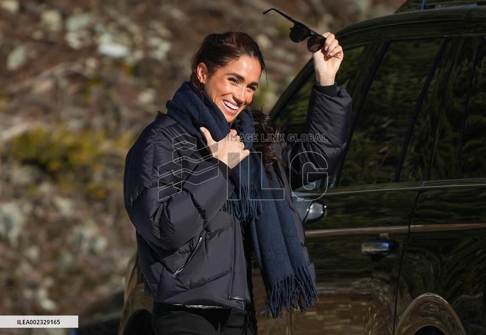 Prince Harry Tries Skeleton Bobsled - Canada