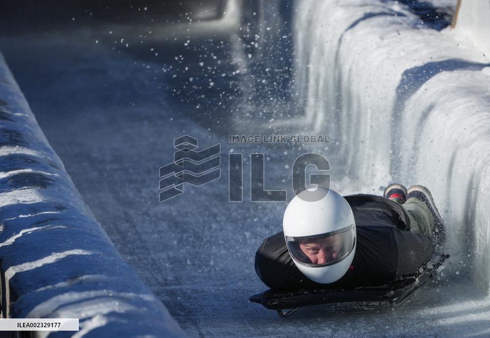 Prince Harry Tries Skeleton Bobsled - Canada