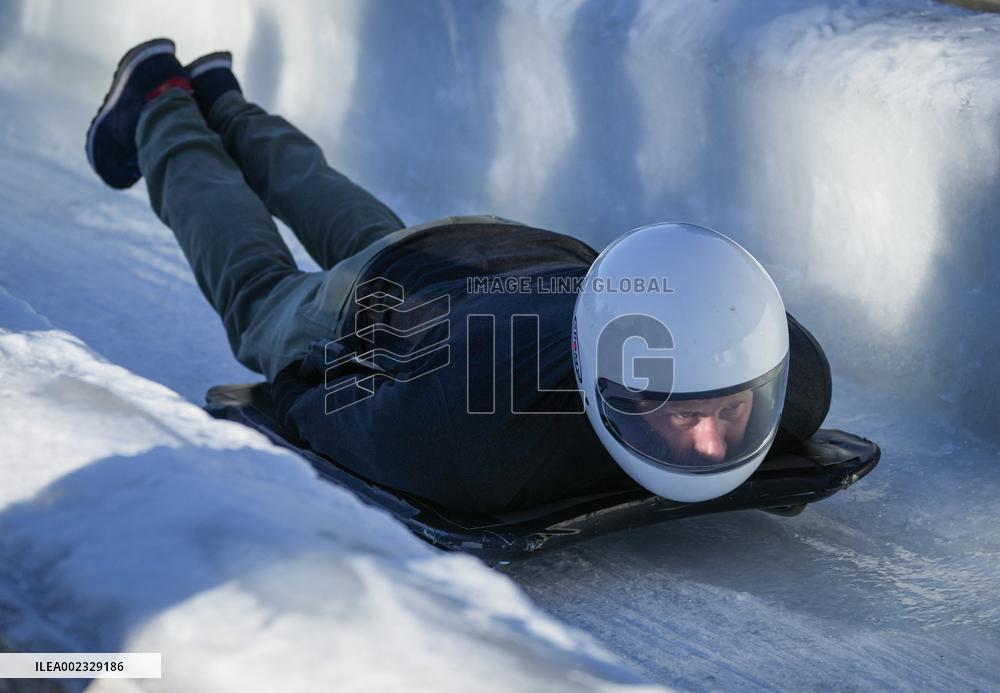 Prince Harry Tries Skeleton Bobsled - Canada