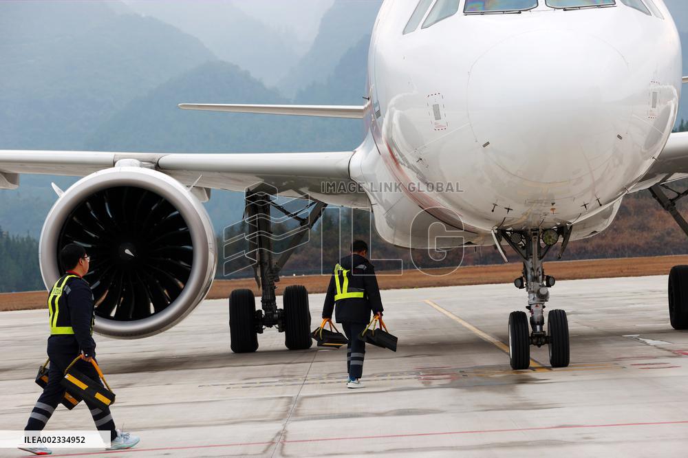 Passenger Aircraft Service Support in Chongqing
