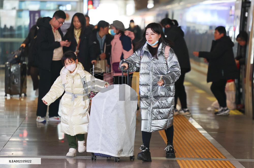 CHINA-SPRING FESTIVAL TRAVEL RUSH-PASSENGER TRIPS (CN)