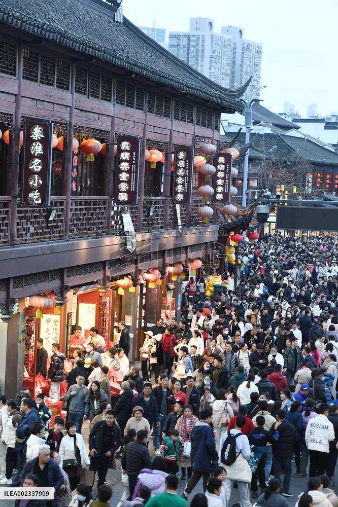 Tourism Consumption Soars During the Spring Festival Holiday in China