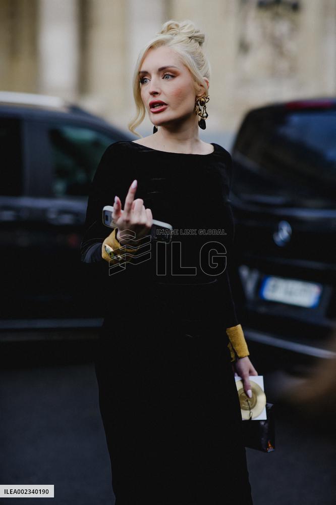 PFW - Schiaparelli Street Style