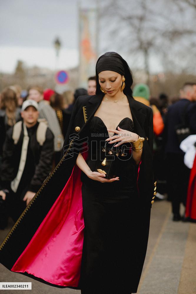 PFW - Schiaparelli Street Style
