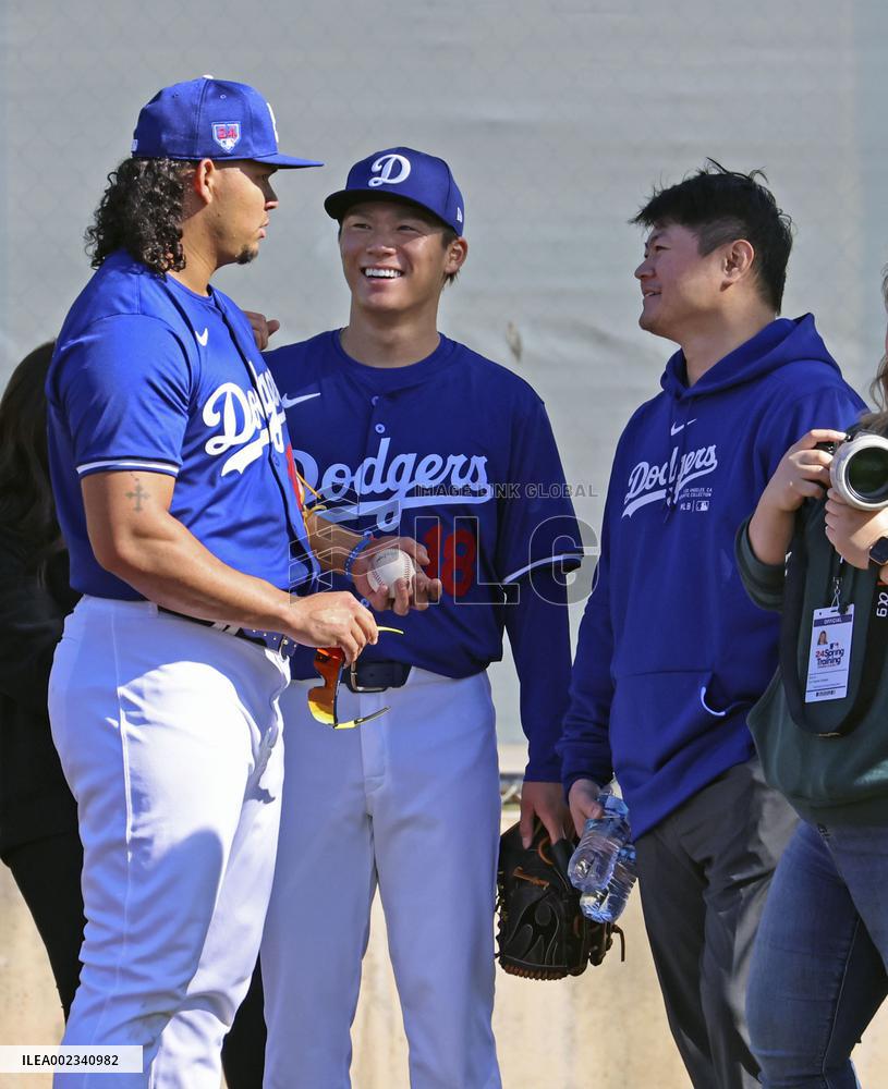 Baseball: MLB spring training