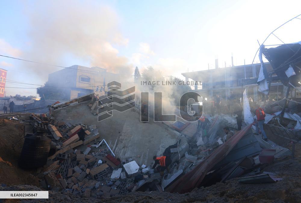 MIDEAST-GAZA-RAFAH-ISRAEL-AIRSTRIKE