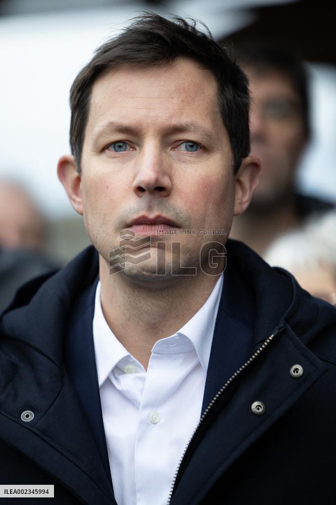 Les Republicains members visit a farm - Echouboulains