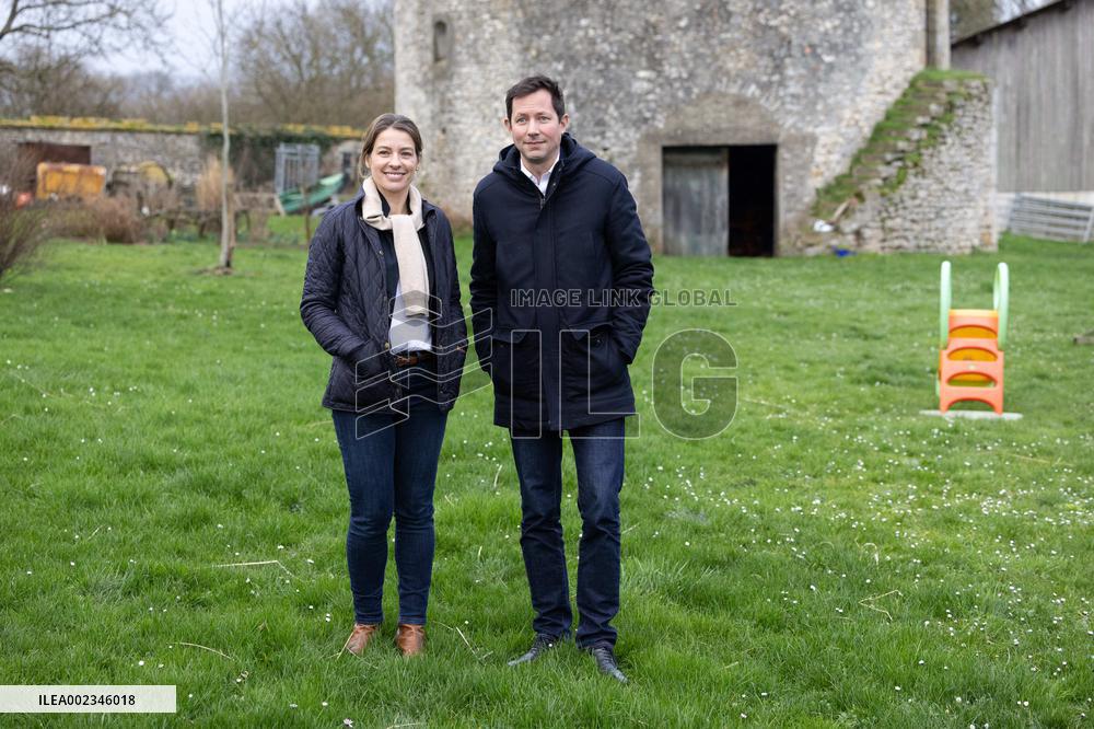 Les Republicains members visit a farm - Echouboulains