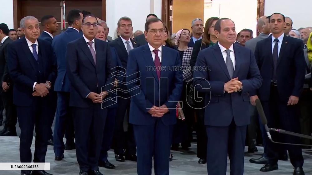 Egyptian president says Suez Canal revenues drop by 40-50 percent since Gaza war